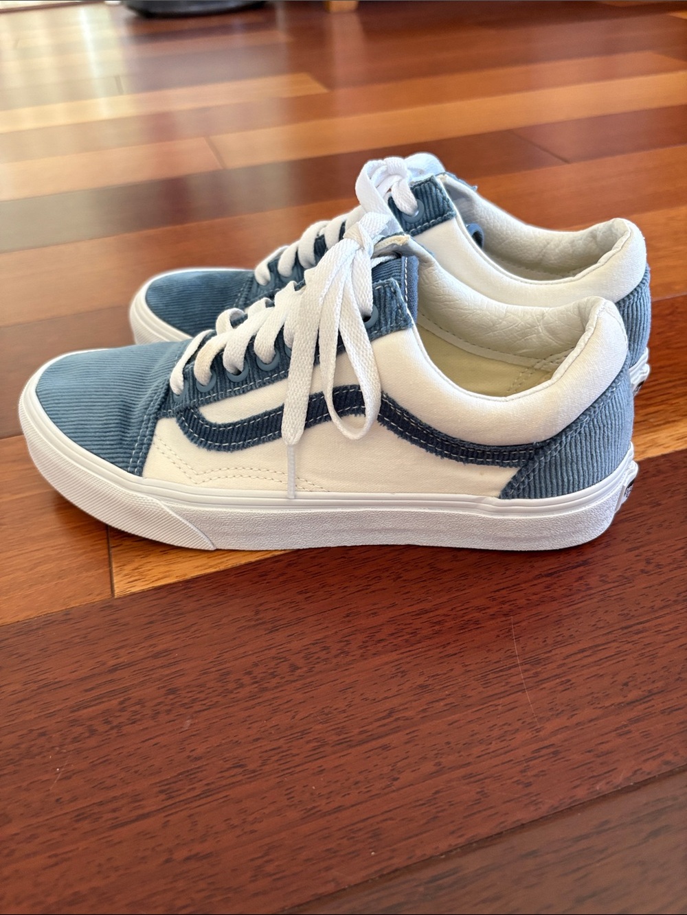 White and Light Blue Corduroy Low-Top Sneakers